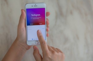 Använd de sociala media-kanalerna för att bli synlig